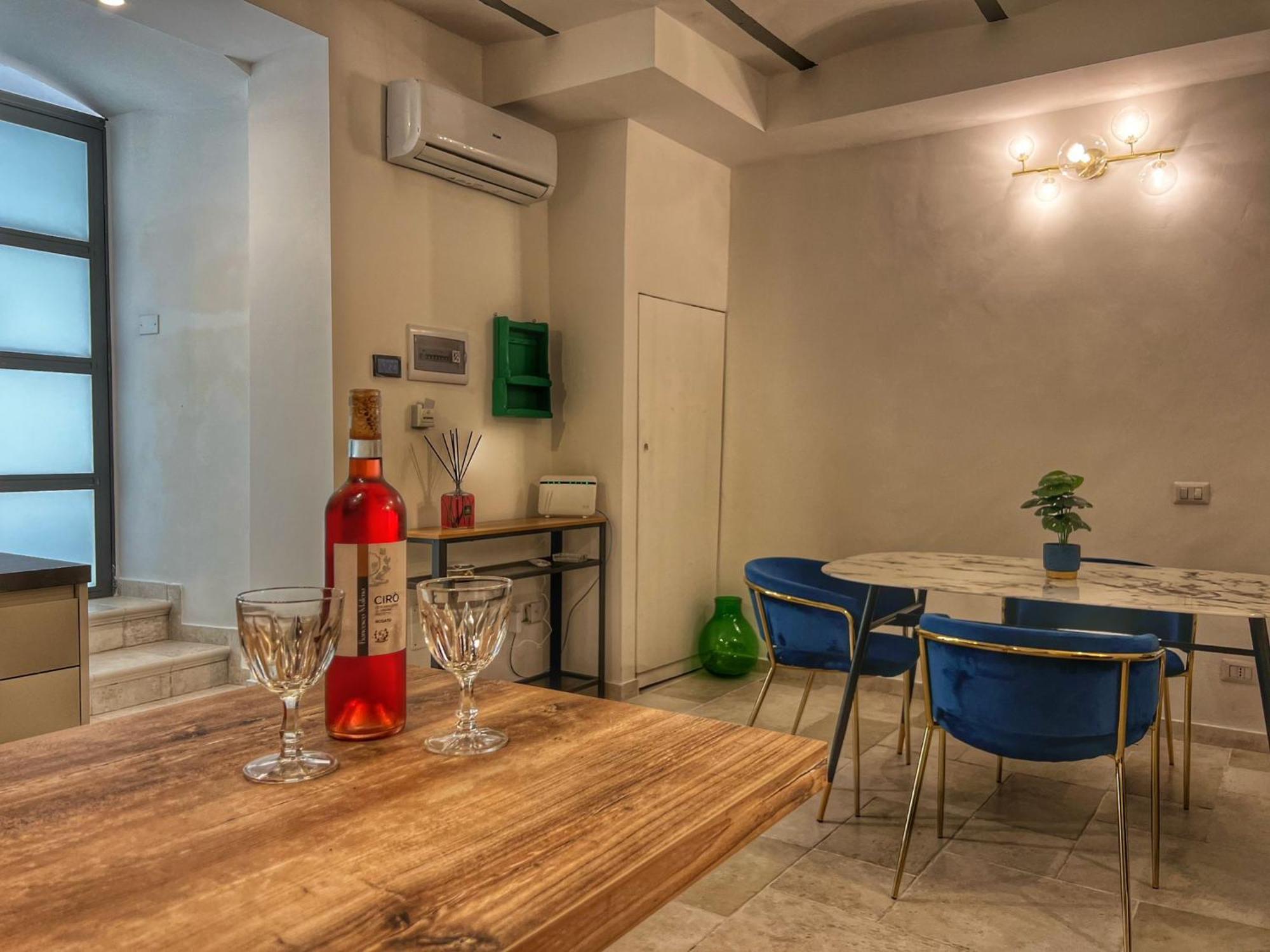 Amay City Suite Bari Exteriör bild