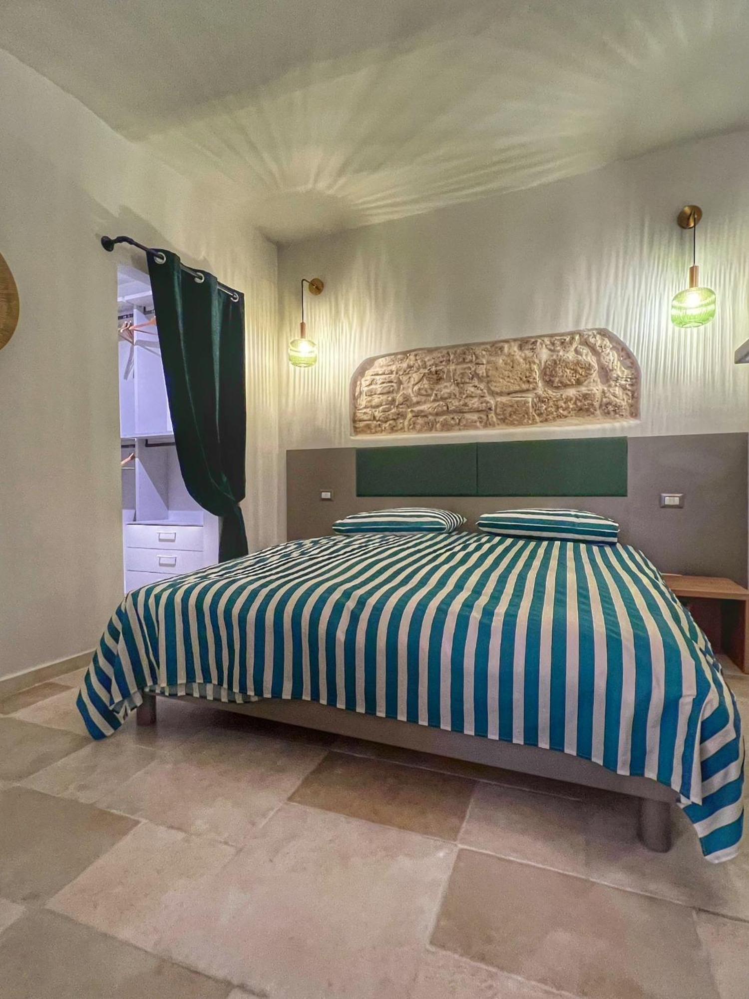 Amay City Suite Bari Exteriör bild