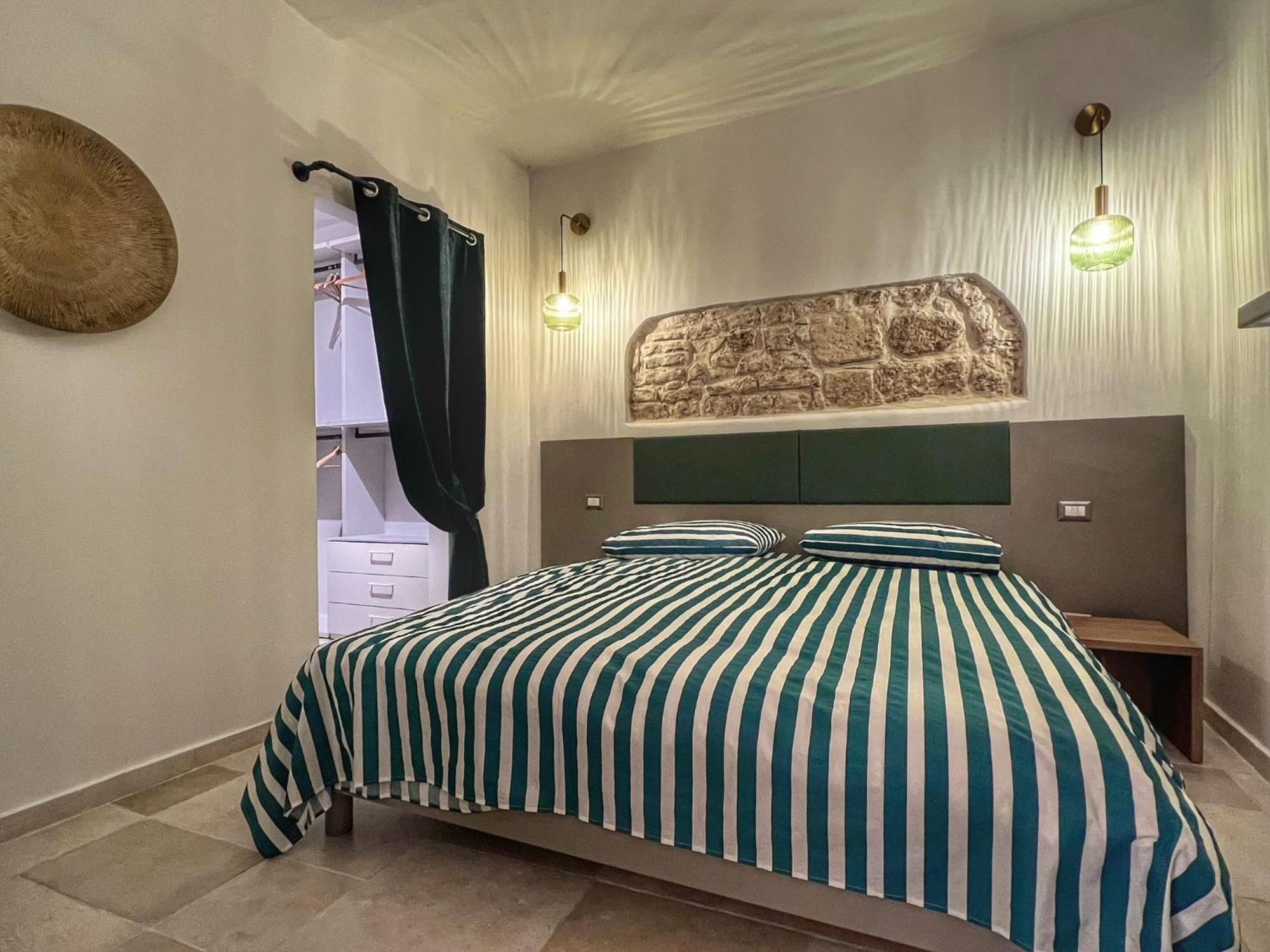 Amay City Suite Bari Exteriör bild